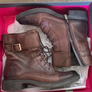 Vince Camuto Brown Taryn boots - size 8.5